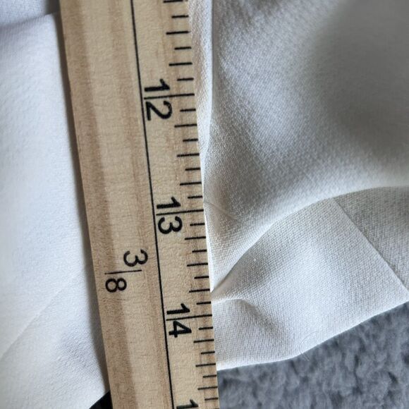 1. STATE The Fleur Ivory Textured Crepe Tie Waist Short Size 12 - Picture 9 of 14